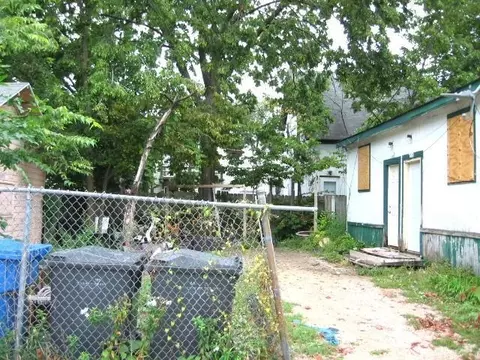 Exterior - 1009 19th St E, Minneapolis, MN 55404 photo 3 of 3