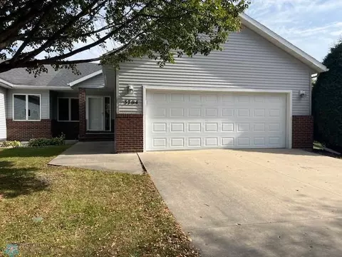 3704 28th St S, Fargo, ND 58104