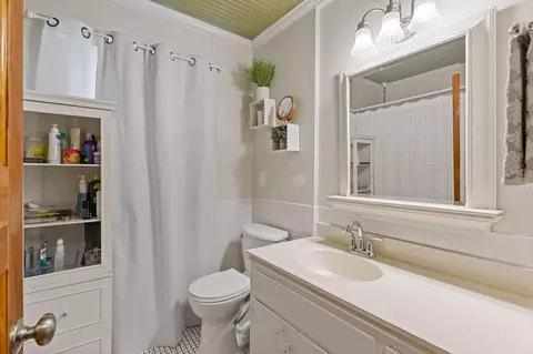 Bath - 2104 W 140th St, Burnsville, MN 55337 photo 1 of 2