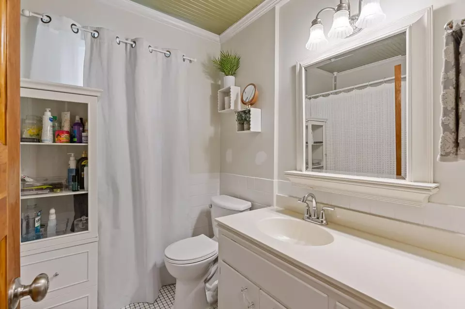 Bath - 2104 W 140th St, Burnsville, MN 55337 photo 1 of 2