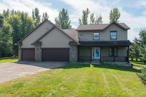 114 Pheasant Dr, Mankato, MN 56001