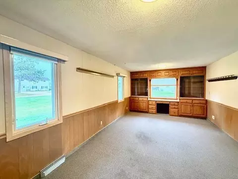 Living - 111 Mcphail Ave N, Caledonia, MN 55921 photo 1 of 4