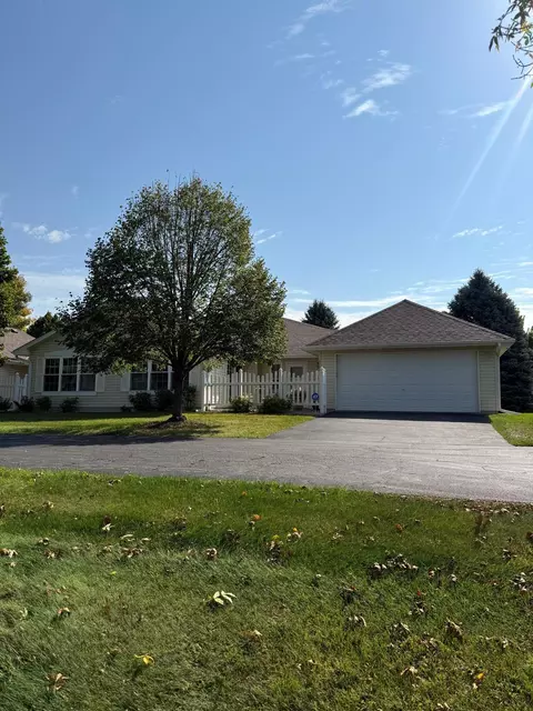 2007 10th Ave W, Shakopee, MN 55379