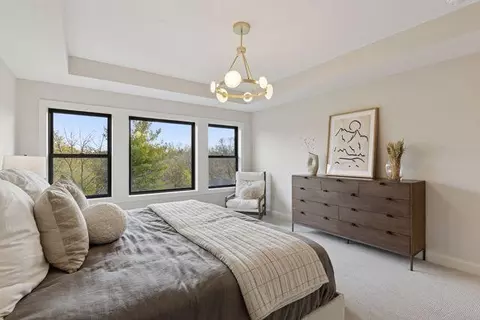 Bedroom - 9511 Eagle Ridge Rd, Chanhassen, MN 55317 photo 2 of 8