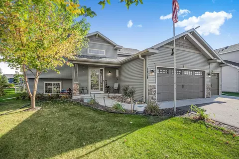 1618 18th St NE, Sauk Rapids, MN 56379