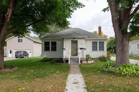 420 Mckinley Ave, North Mankato, MN 56003