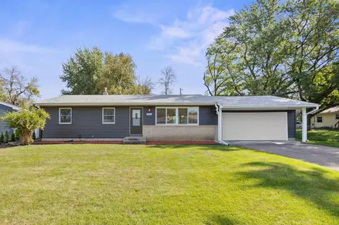 3982 Mcknight Rd N, White Bear Lake, MN 55110
