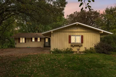 13631 Oakwood Curv, Burnsville, MN 55337