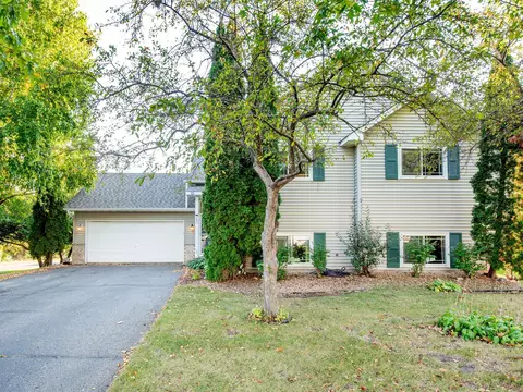 201 12th St, Farmington, MN 55024