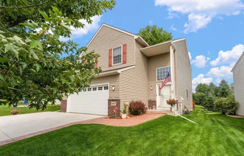 8457 Savanna Oaks Ln, Woodbury, MN 55125