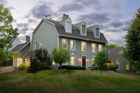 3395 Sycamore Ln N, Plymouth, MN 55441