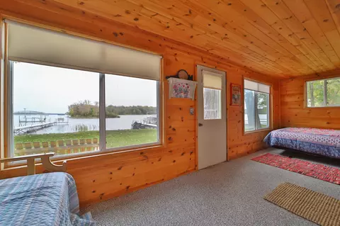 Bedroom - 13938 Weidel Point Rd, Brainerd, MN 56401 photo 3 of 5