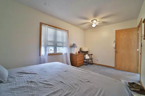 Bedroom - 13938 Weidel Point Rd, Brainerd, MN 56401 photo 2 of 5