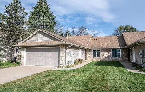 109 Oak St, Farmington, MN 55024