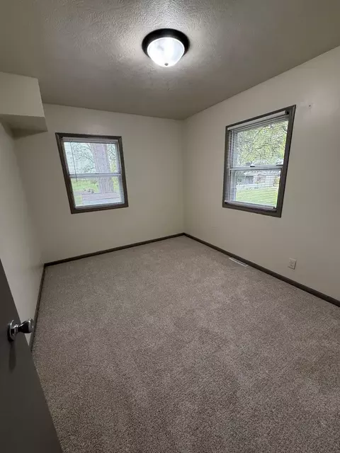 Bedroom - 606 E Main St, Marshall, MN 56258 photo 2 of 4