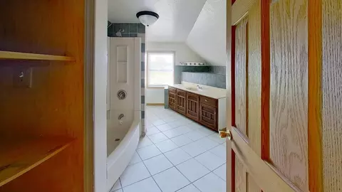 Bath - 606 E Main St, Marshall, MN 56258 photo 5 of 8