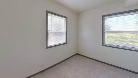Bedroom - 606 E Main St, Marshall, MN 56258 photo 3 of 4