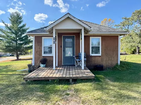 104 Central Ave NW, Cass Lake, MN 56633