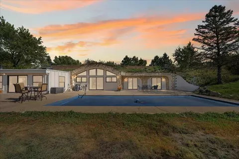 870 Bradley Dr, Hudson, WI 54016