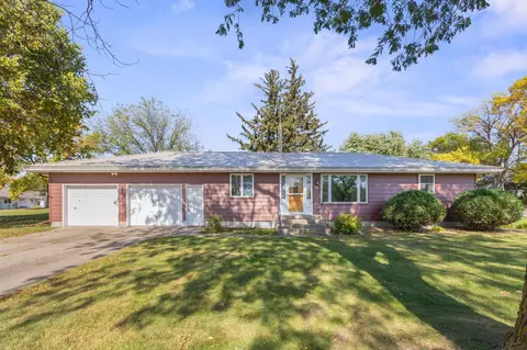 202 8th St W, Winthrop, MN 55396 photo 23