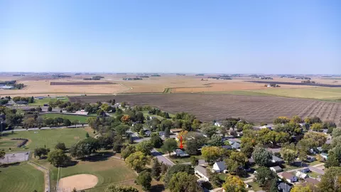 202 8th St W, Winthrop, MN 55396 photo 33