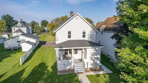 Exterior - 2011 E 6th St, Superior, WI 54880 photo 6 of 6