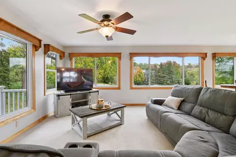 6470 Yosemite Ave, Excelsior, MN 55331 photo 15