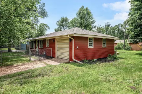 6289 Edgewood Ave N, Brooklyn Park, MN 55428