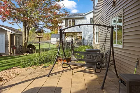 Exterior - 1225 19th St SW, Faribault, MN 55021 photo 5 of 8