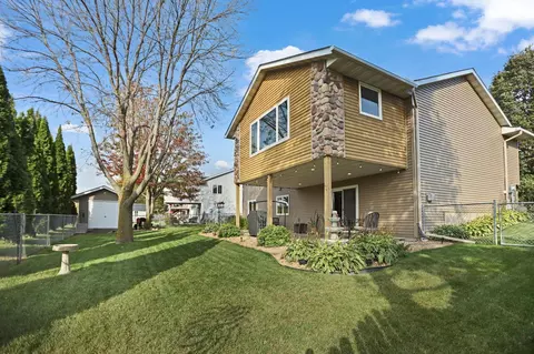 Exterior - 1225 19th St SW, Faribault, MN 55021 photo 6 of 8