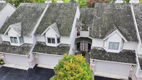 7430 Cahill Rd, Edina, MN 55439