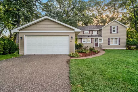 10007 Tyler St NE, Blaine, MN 55434
