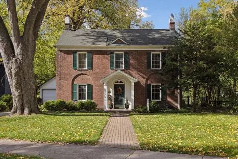 219 Amherst St, Saint Paul, MN 55105