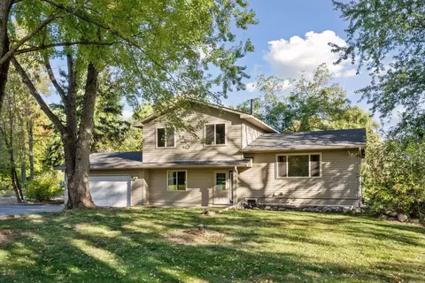 19920 Hillside Dr, Rogers, MN 55374
