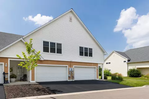 2145 Old School Rd, Mound, MN 55364