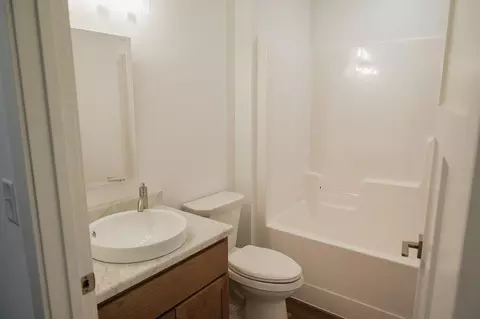Bath - 131 Main St E, Trimont, MN 56176 photo 5 of 9