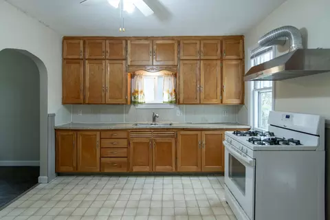 Kitchen - 1221 6th Ave NE, Brainerd, MN 56401 photo 3 of 3