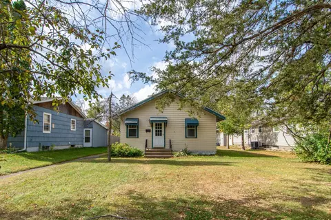 1221 6th Ave NE, Brainerd, MN 56401