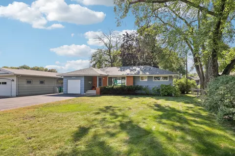 9109 W 22nd St, Saint Louis Park, MN 55426