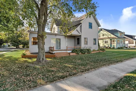 208 Mill St S, Brownsdale, MN 55918