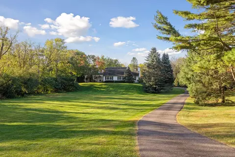 600 Wentworth Ave, Mendota Heights, MN 55118