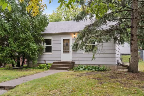 2921 Blackstone Ave, Saint Louis Park, MN 55416