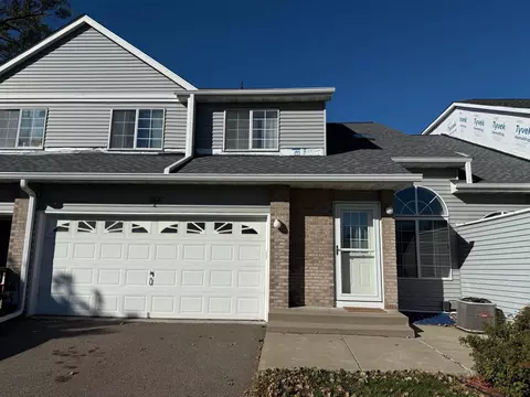 3808 Foss Rd #2, Saint Anthony, MN 55421