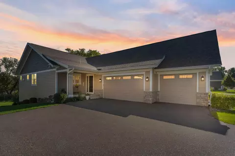 2312 Hill Ct, Stillwater, MN 55082