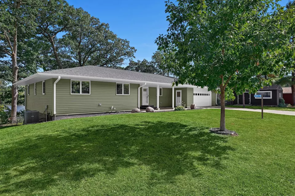 Exterior - 25578 Pelican Ln, Winona, MN 55987 photo 2 of 9