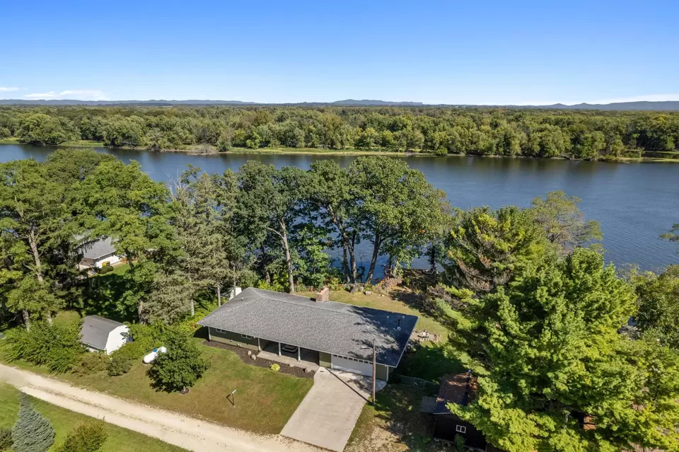 View/Area - 25578 Pelican Ln, Winona, MN 55987 photo 5 of 6