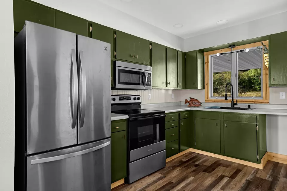 Kitchen - 25578 Pelican Ln, Winona, MN 55987 photo 1 of 3