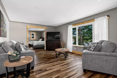 Living - 25578 Pelican Ln, Winona, MN 55987 photo 1 of 5