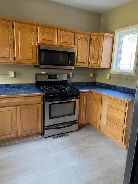 725 2nd St NW, Faribault, MN 55021 photo 9