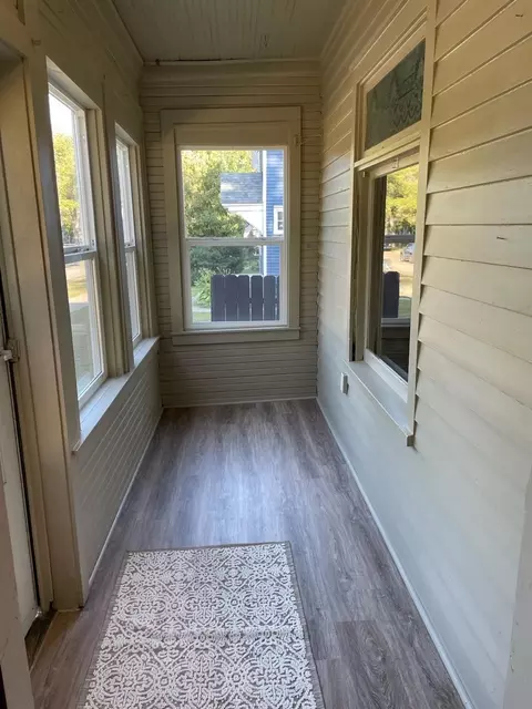 725 2nd St NW, Faribault, MN 55021 photo 2